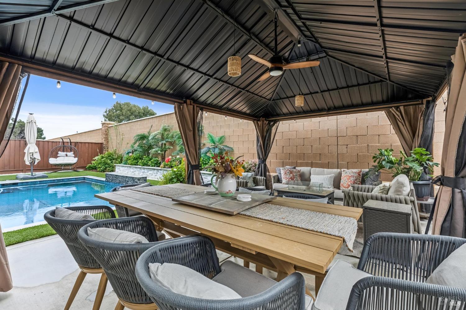 Detail Gallery Image 50 of 52 For 2919 Shaver St, Fairfield,  CA 94533 - 4 Beds | 3 Baths