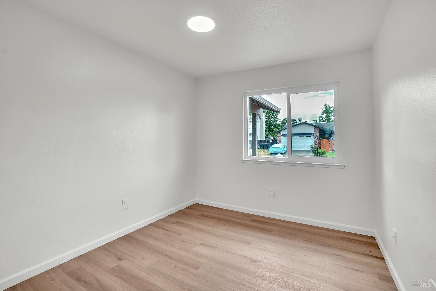 Detail Gallery Image 28 of 47 For 607 Seagull Dr, Suisun City,  CA 94585 - 3 Beds | 2 Baths