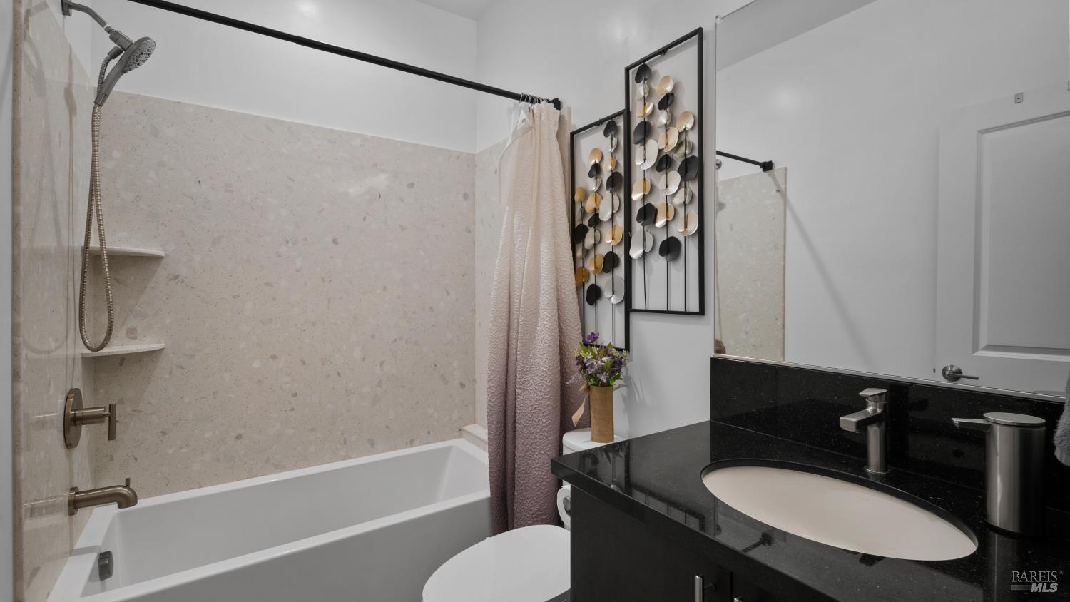 Detail Gallery Image 68 of 74 For 3720 Deauville Pl, Santa Rosa,  CA 95403 - 6 Beds | 4 Baths