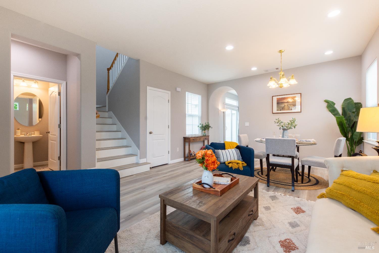 Detail Gallery Image 13 of 36 For 1018 Freedom Dr, Suisun City,  CA 94585 - 4 Beds | 2/1 Baths