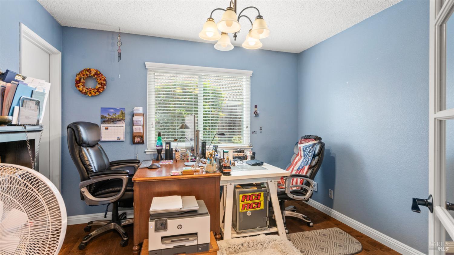 Detail Gallery Image 27 of 72 For 606 Sunnyvale Pl, Vacaville,  CA 95687 - 5 Beds | 2/1 Baths