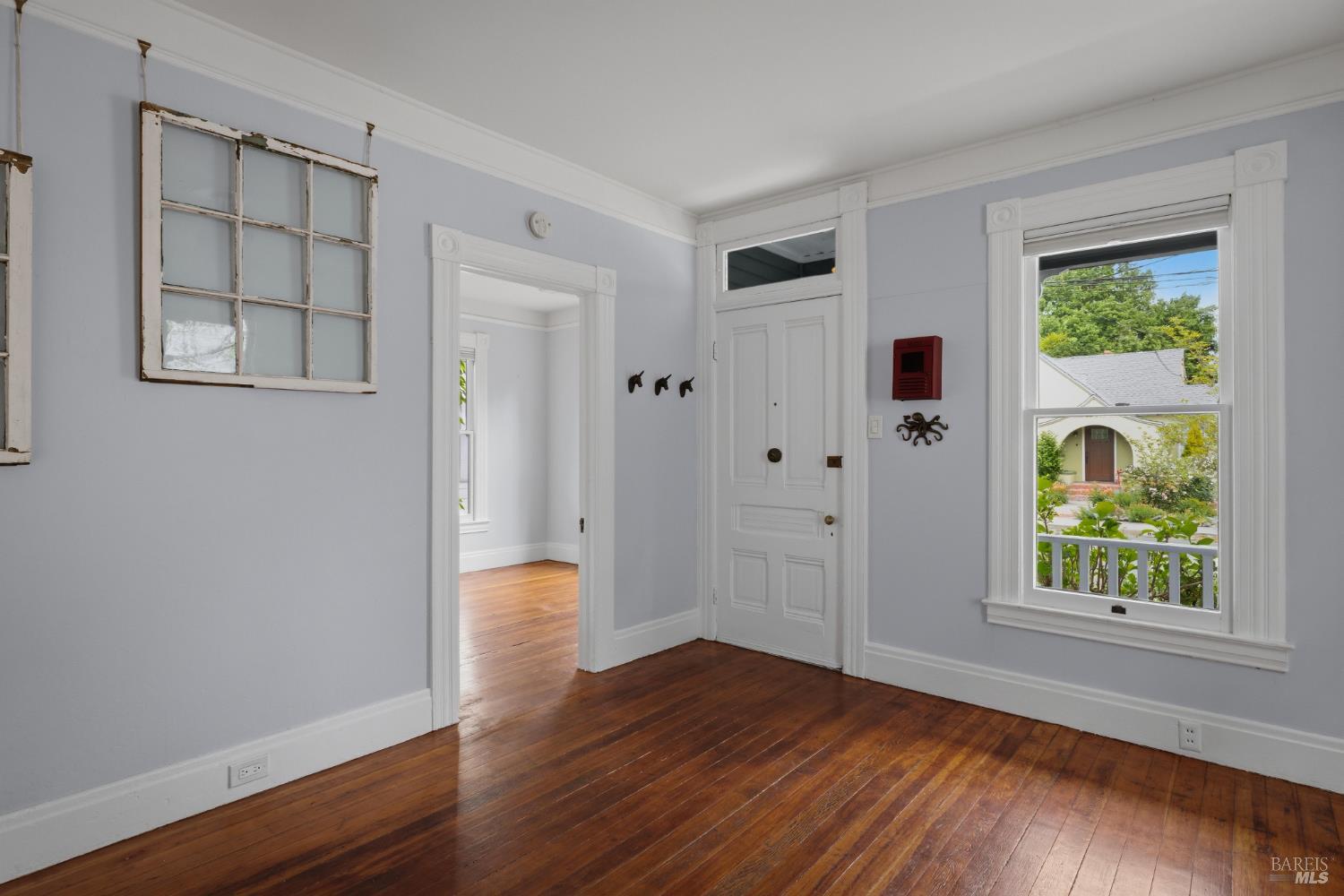 Detail Gallery Image 5 of 41 For 640 Charles St, Santa Rosa,  CA 95404 - 2 Beds | 1 Baths