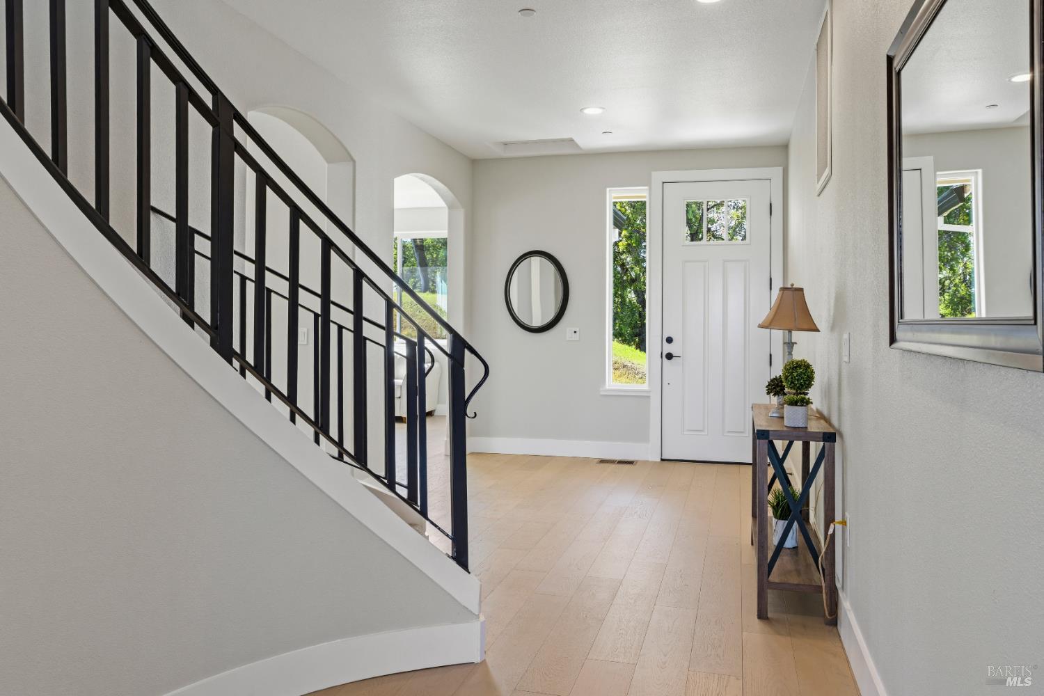 Detail Gallery Image 3 of 57 For 400 Tehuacan Rd, Ukiah,  CA 95482 - 4 Beds | 3 Baths