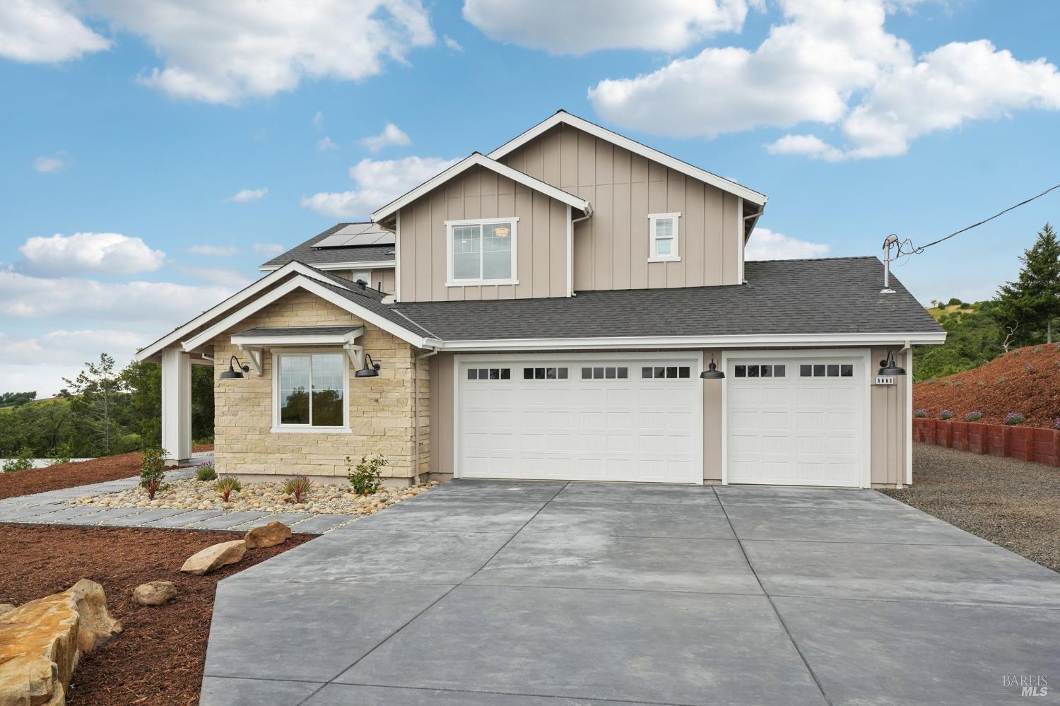 Detail Gallery Image 2 of 80 For 5663 Crystal Dr, Santa Rosa,  CA 95404 - 5 Beds | 3/1 Baths