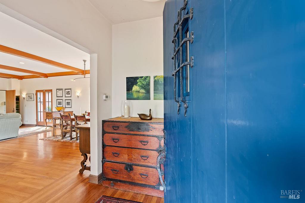 Detail Gallery Image 3 of 72 For 1212 N Fitch Mountain Rd, Healdsburg,  CA 95448 - 5 Beds | 3 Baths