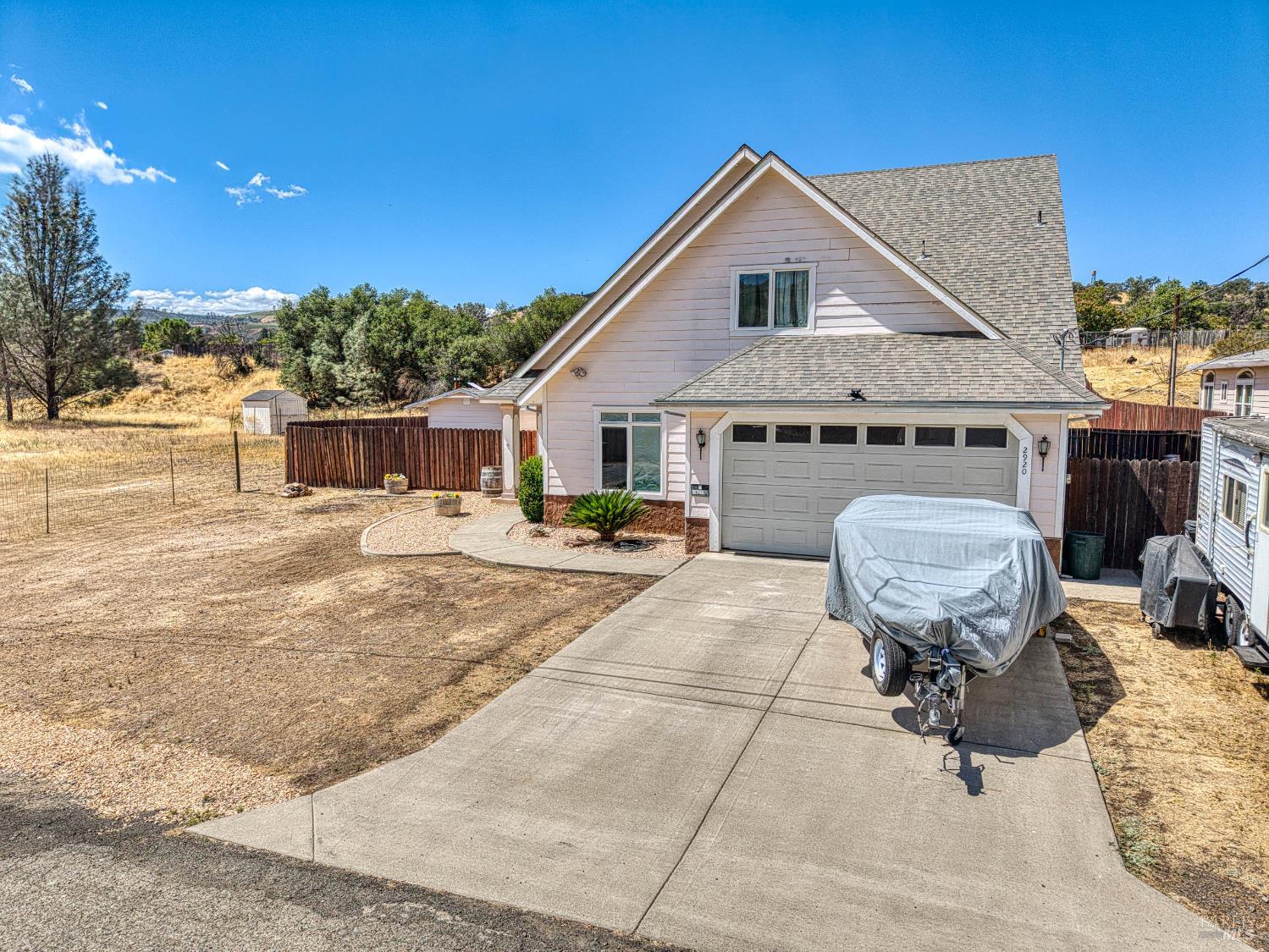 Detail Gallery Image 7 of 55 For 2920 Meadow Creek Rd, Clearlake Oaks,  CA 95423 - 3 Beds | 2 Baths