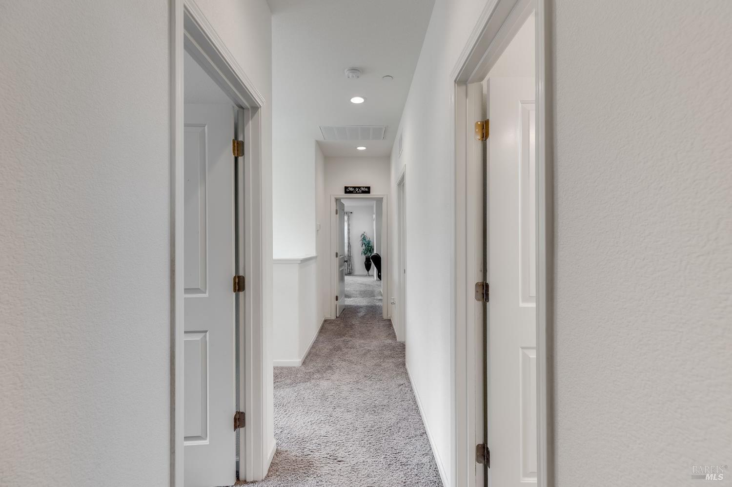 Detail Gallery Image 28 of 64 For 543 Vega Way, Vacaville,  CA 95687 - 3 Beds | 2/1 Baths