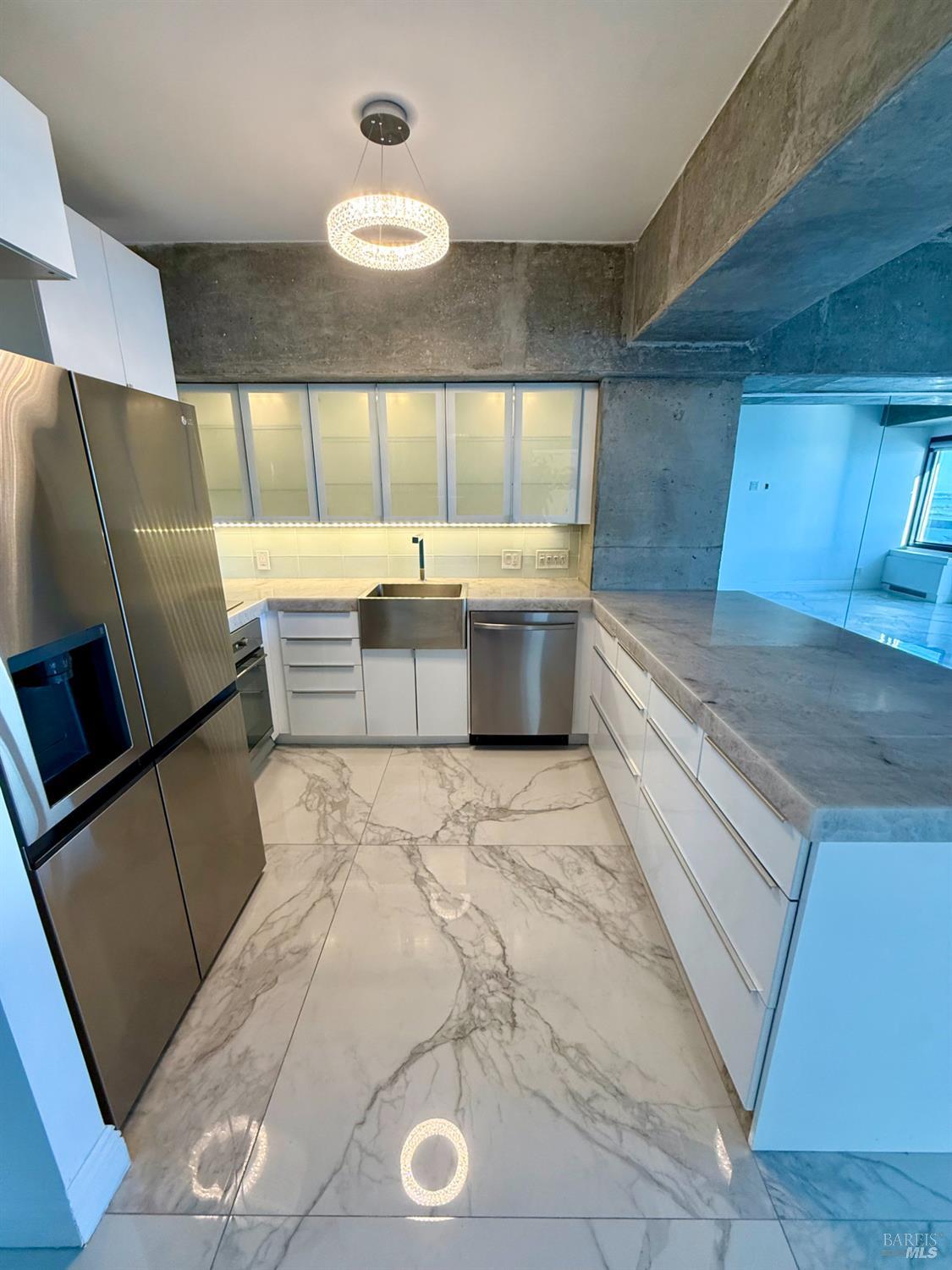 Detail Gallery Image 7 of 25 For 6363 Christie Ave #2513,  Emeryville,  CA 94608 - 1 Beds | 1 Baths