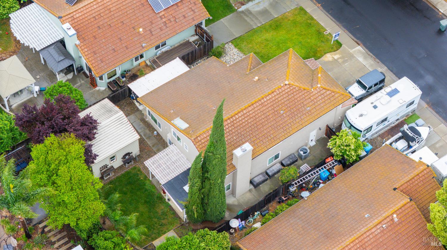 Detail Gallery Image 60 of 72 For 606 Sunnyvale Pl, Vacaville,  CA 95687 - 5 Beds | 2/1 Baths