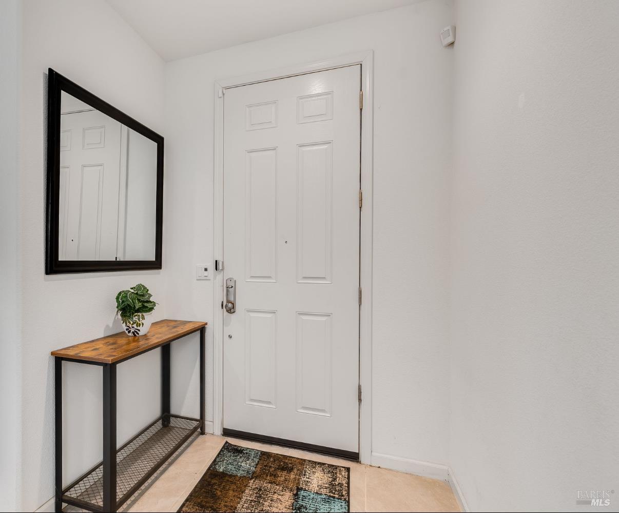 Detail Gallery Image 3 of 64 For 543 Vega Way, Vacaville,  CA 95687 - 3 Beds | 2/1 Baths