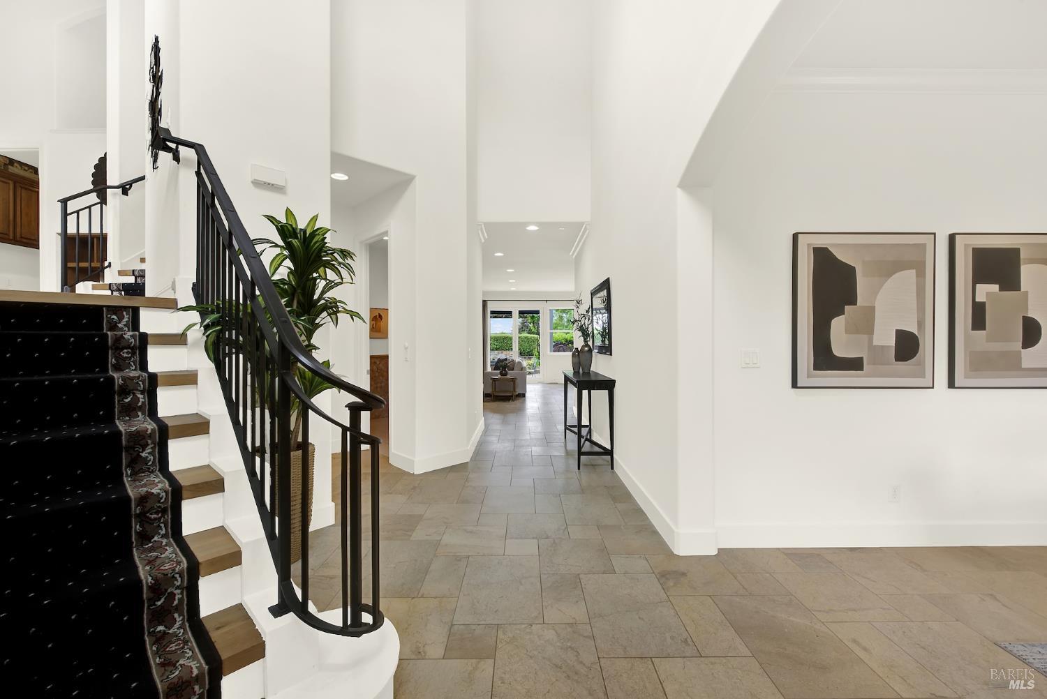 Detail Gallery Image 8 of 95 For 213 Cardwell Ct, Napa,  CA 94559 - 4 Beds | 3/1 Baths