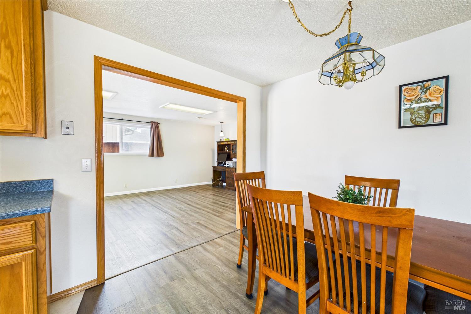 Detail Gallery Image 17 of 40 For 2393 Ohio St, Eureka,  CA 95501 - 3 Beds | 2 Baths