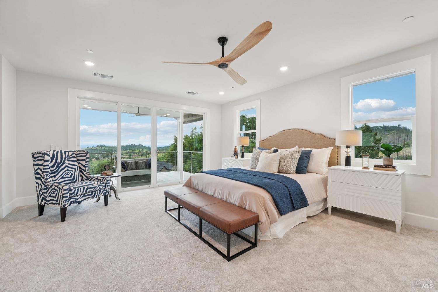 Detail Gallery Image 40 of 80 For 5663 Crystal Dr, Santa Rosa,  CA 95404 - 5 Beds | 3/1 Baths