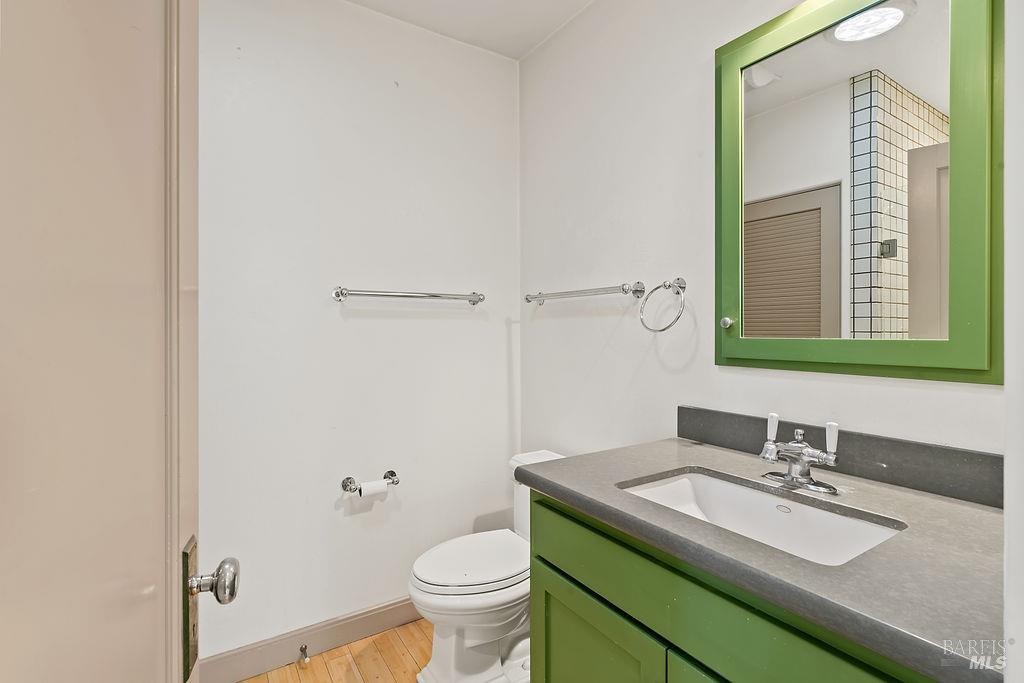 Detail Gallery Image 58 of 72 For 1212 N Fitch Mountain Rd, Healdsburg,  CA 95448 - 5 Beds | 3 Baths