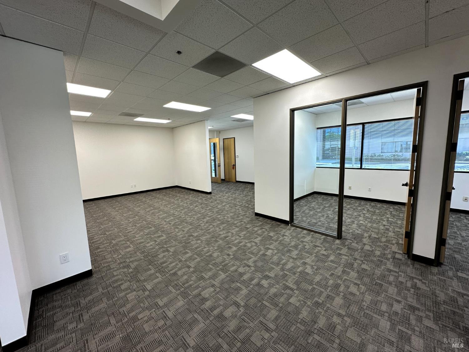 Detail Gallery Image 6 of 16 For 3775 S Brickway Blvd, Santa Rosa,  CA 95403 - – Beds | – Baths