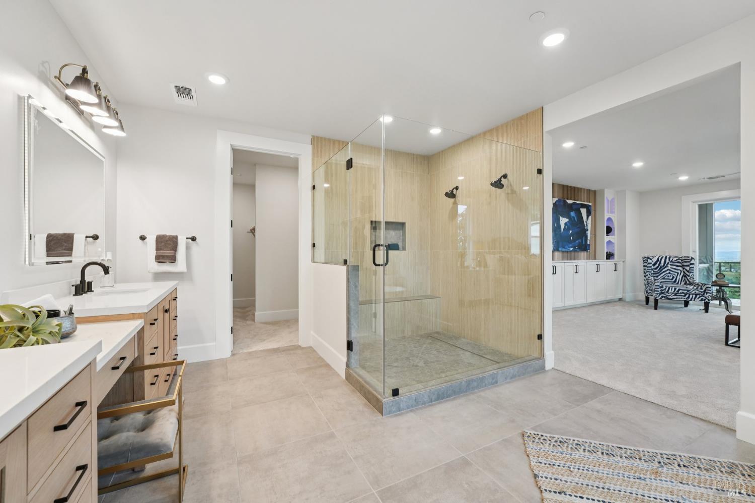 Detail Gallery Image 48 of 80 For 5663 Crystal Dr, Santa Rosa,  CA 95404 - 5 Beds | 3/1 Baths