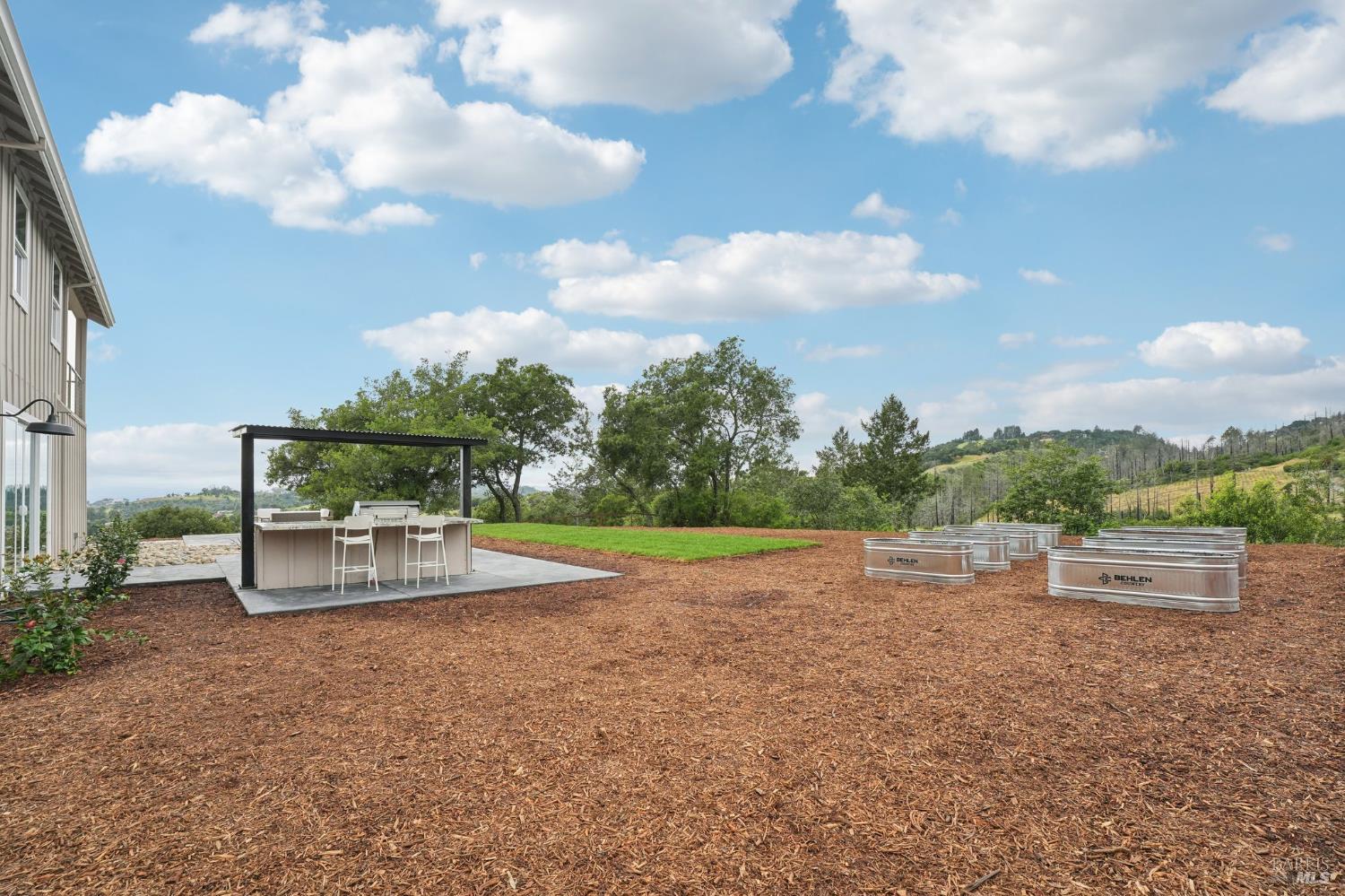 Detail Gallery Image 58 of 80 For 5663 Crystal Dr, Santa Rosa,  CA 95404 - 5 Beds | 3/1 Baths