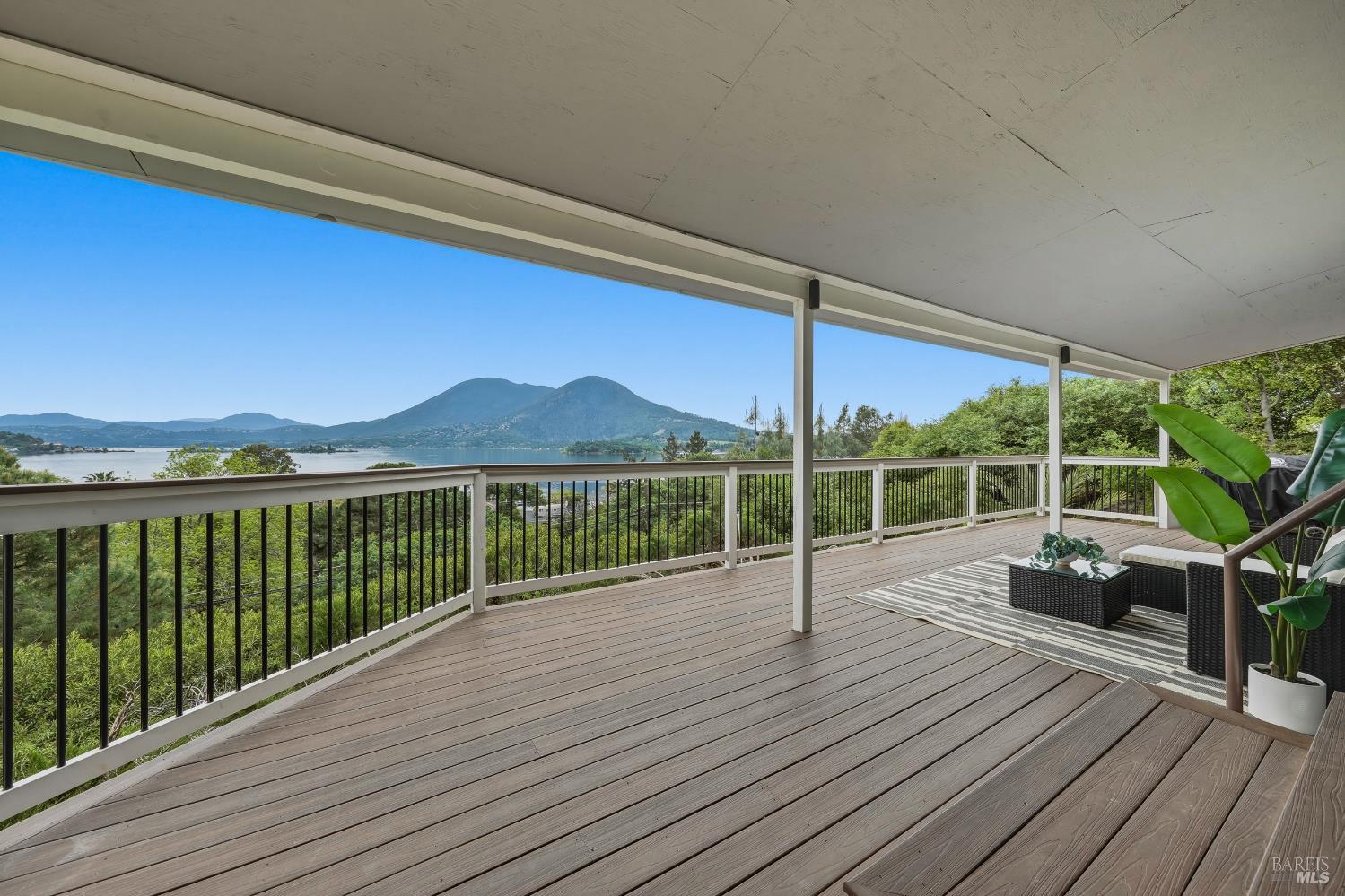 Detail Gallery Image 42 of 52 For 9480 Glenhaven Dr, Glenhaven,  CA 95443 - 2 Beds | 2 Baths