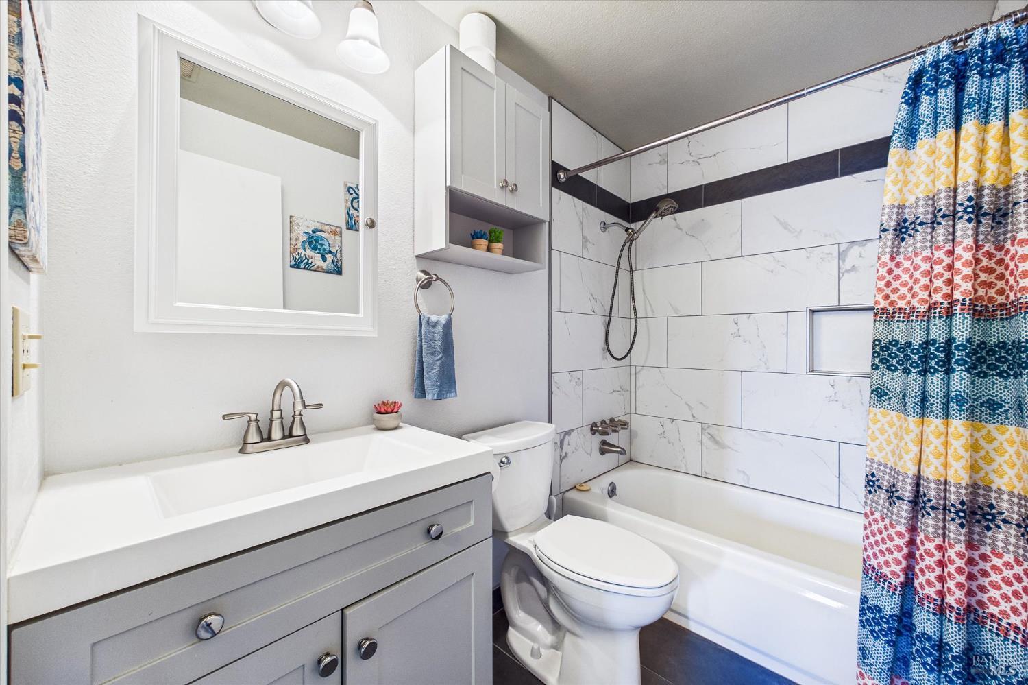 Detail Gallery Image 30 of 40 For 2393 Ohio St, Eureka,  CA 95501 - 3 Beds | 2 Baths