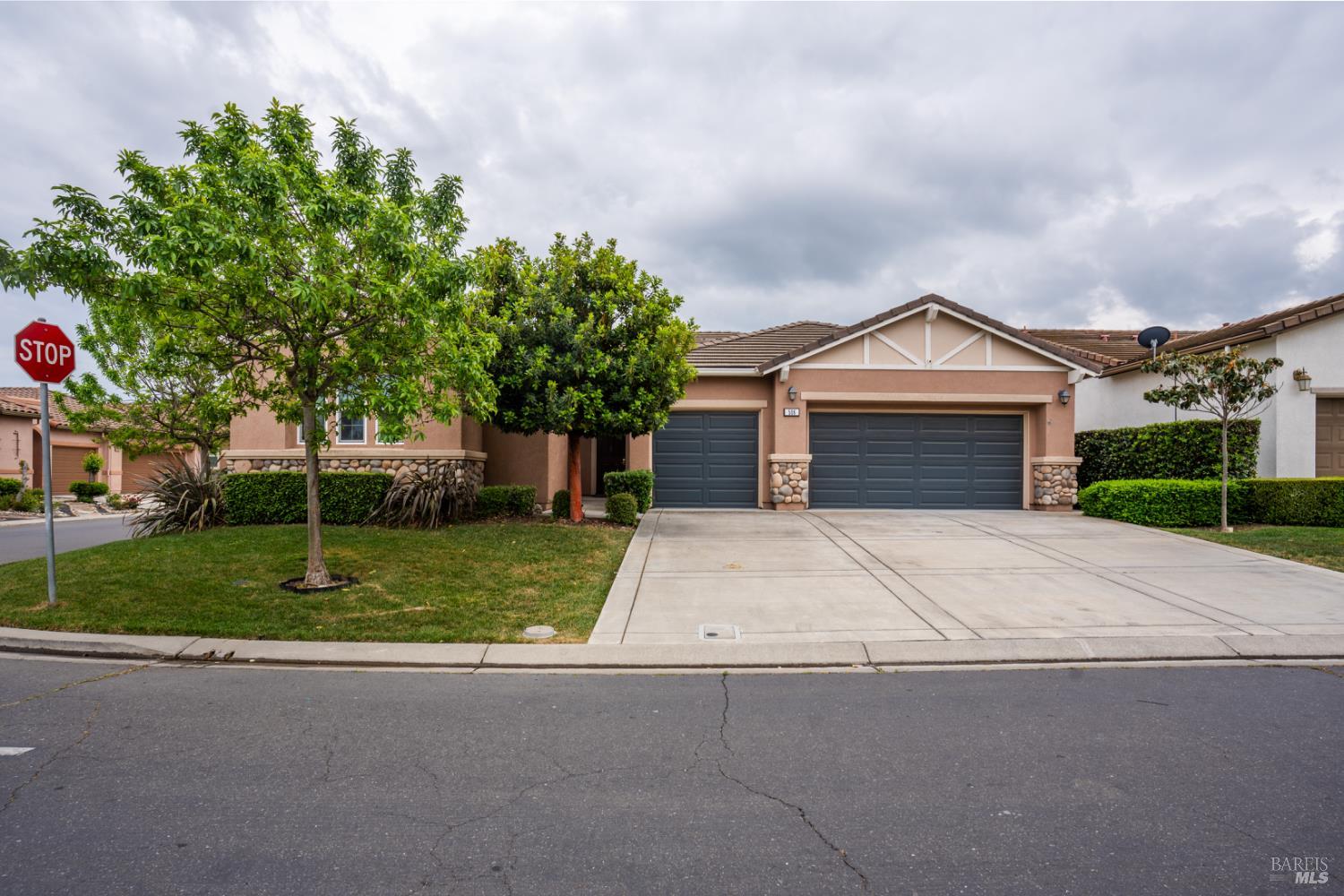 Front Image Thumbnail for BA326021663