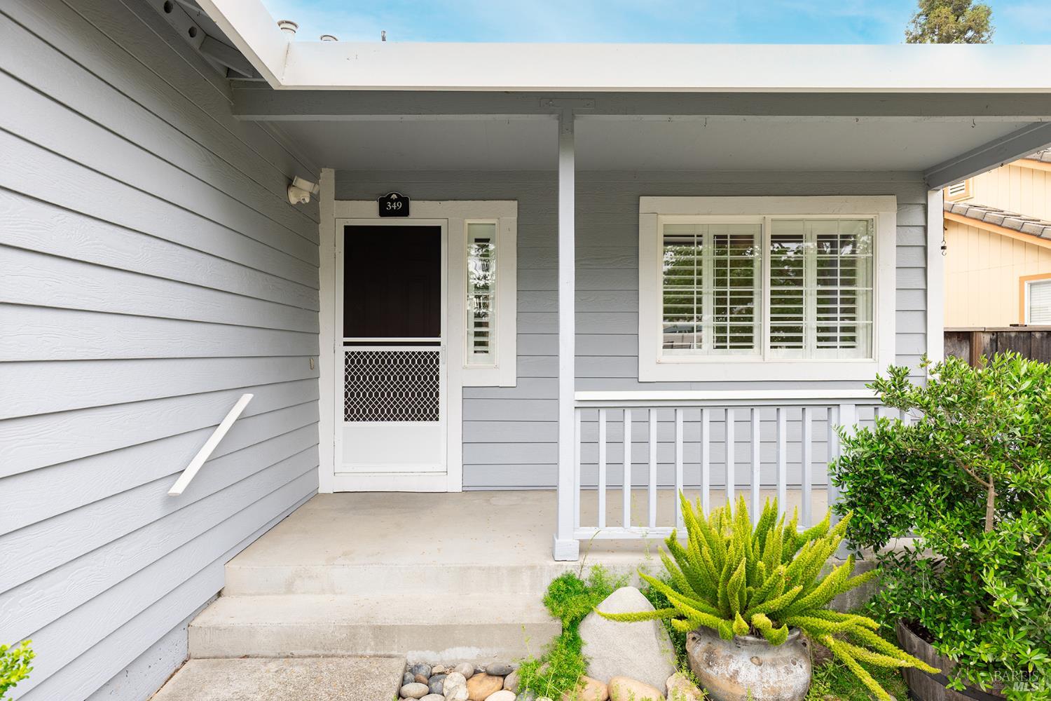 Detail Gallery Image 3 of 47 For 349 Sugar Maple Ln, Windsor,  CA 95492 - 3 Beds | 2 Baths