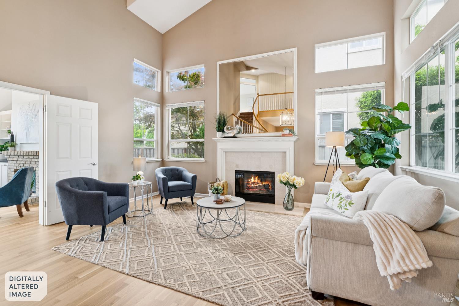 Detail Gallery Image 7 of 49 For 2147 Falcon Ridge Dr, Petaluma,  CA 94954 - 5 Beds | 2/1 Baths