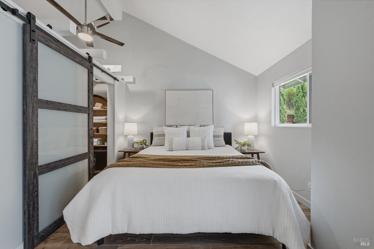 Detail Gallery Image 35 of 52 For 9480 Glenhaven Dr, Glenhaven,  CA 95443 - 2 Beds | 2 Baths