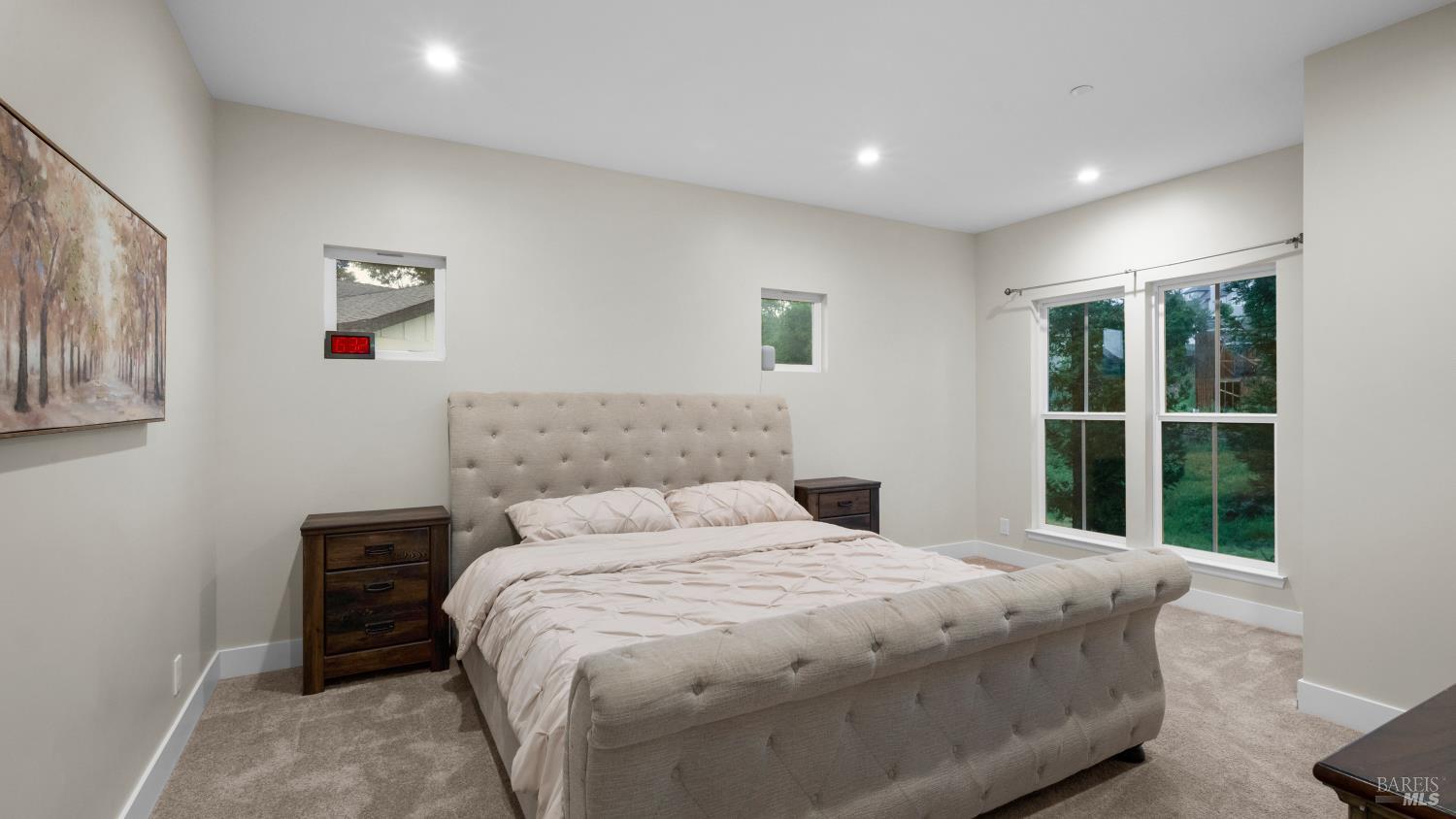 Detail Gallery Image 30 of 74 For 3720 Deauville Pl, Santa Rosa,  CA 95403 - 6 Beds | 4 Baths