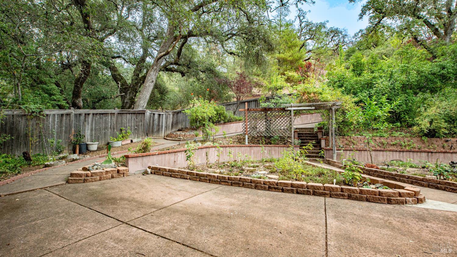 Detail Gallery Image 58 of 68 For 113 Heidi Ln, Cloverdale,  CA 95425 - 3 Beds | 2/2 Baths