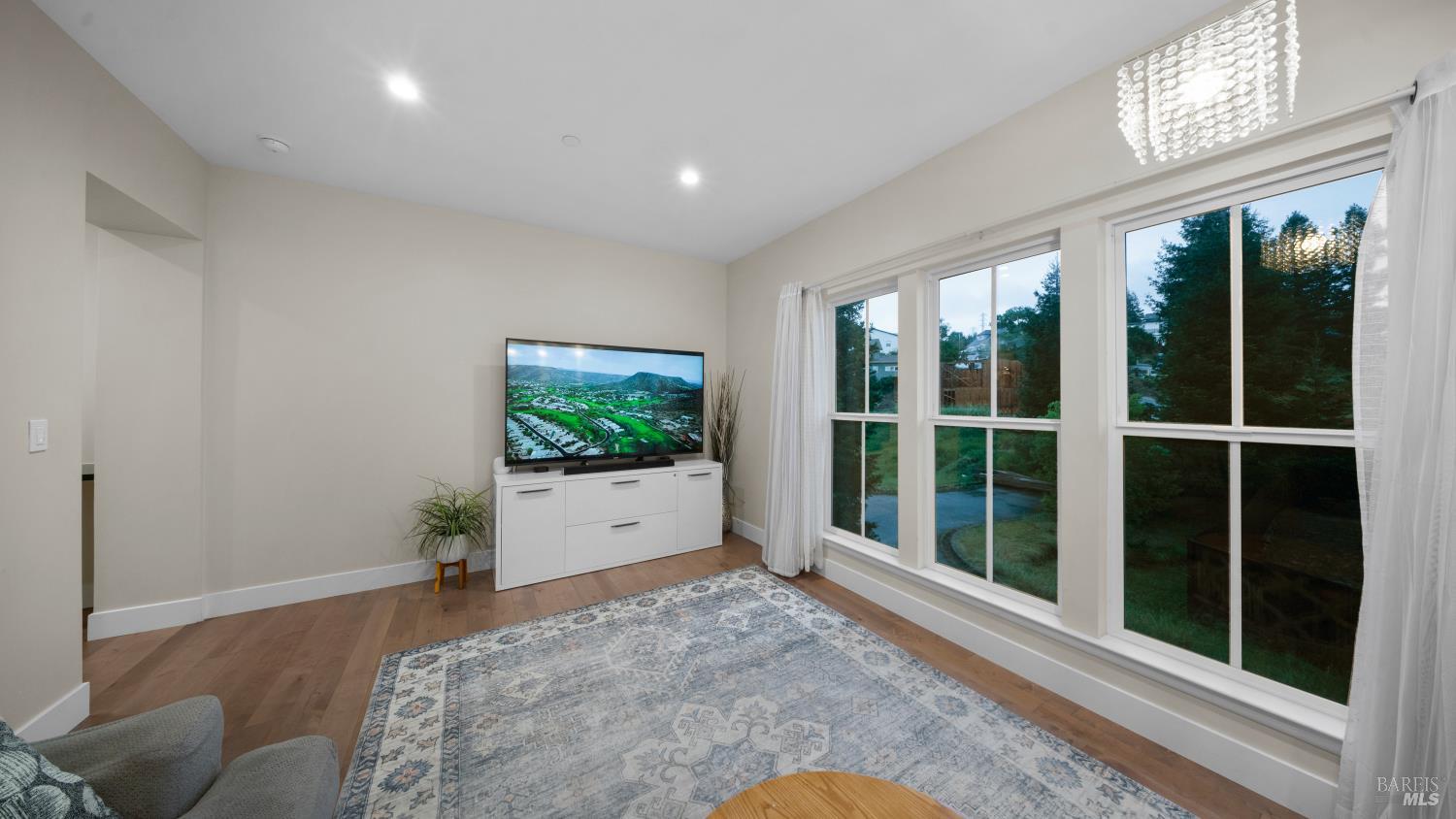 Detail Gallery Image 47 of 74 For 3720 Deauville Pl, Santa Rosa,  CA 95403 - 6 Beds | 4 Baths