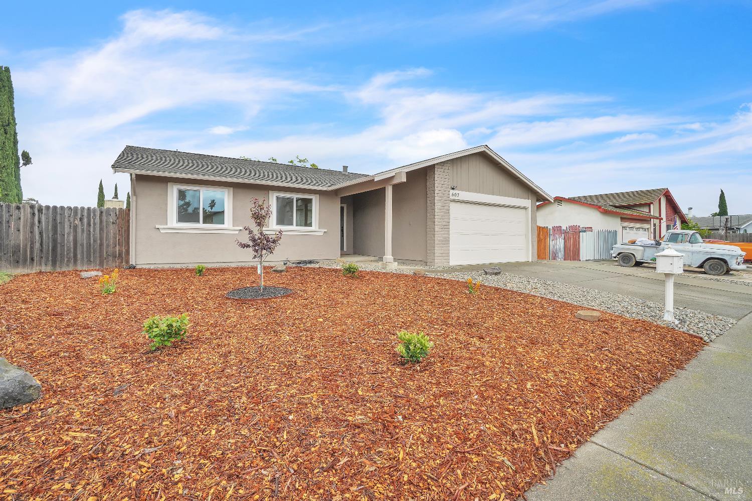 Detail Gallery Image 3 of 47 For 607 Seagull Dr, Suisun City,  CA 94585 - 3 Beds | 2 Baths
