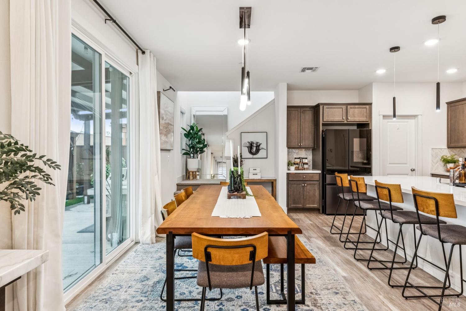 Detail Gallery Image 12 of 52 For 2919 Shaver St, Fairfield,  CA 94533 - 4 Beds | 3 Baths