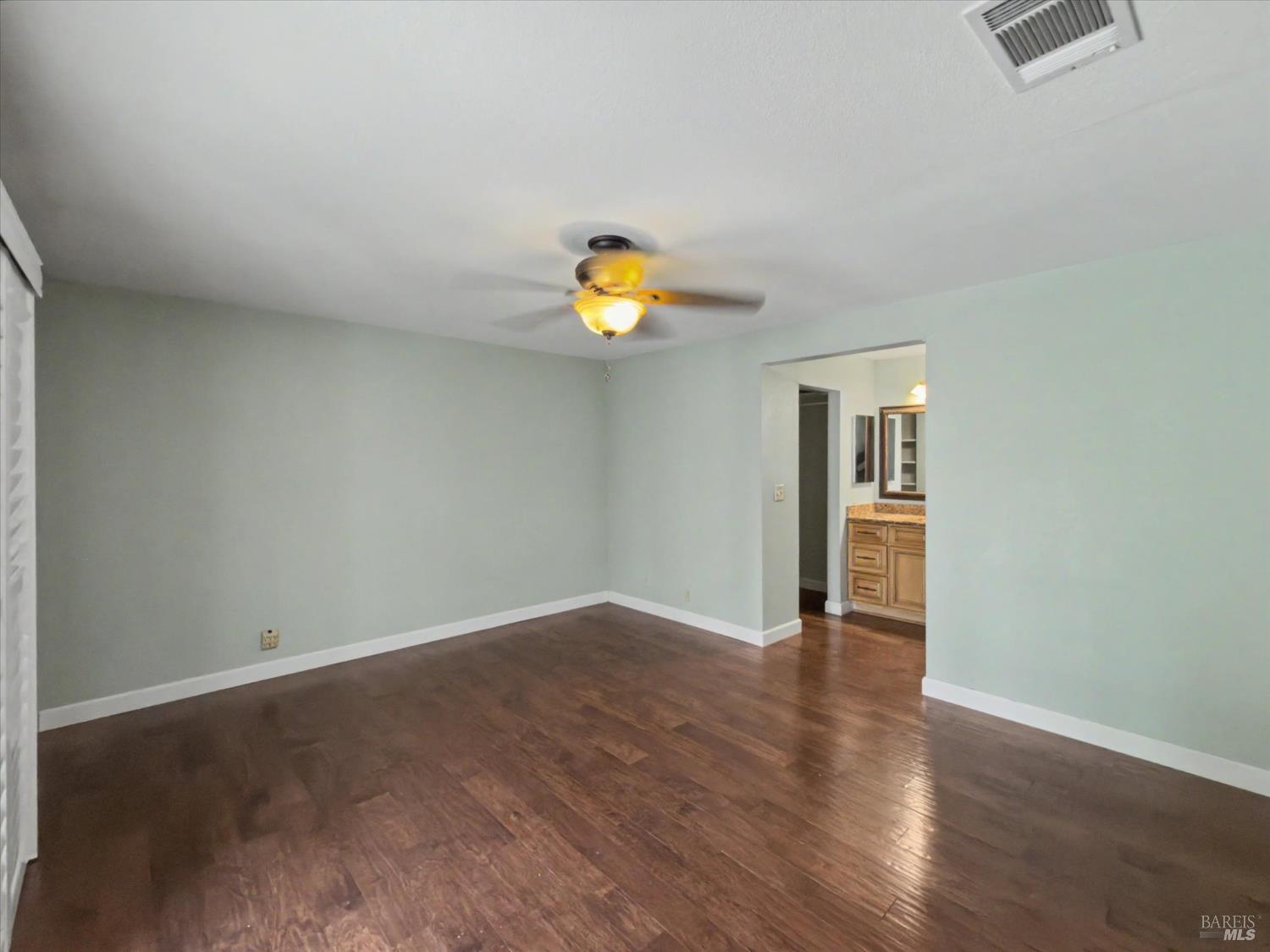 Detail Gallery Image 44 of 68 For 456 Marbella Ln, Vacaville,  CA 95688 - 4 Beds | 2 Baths