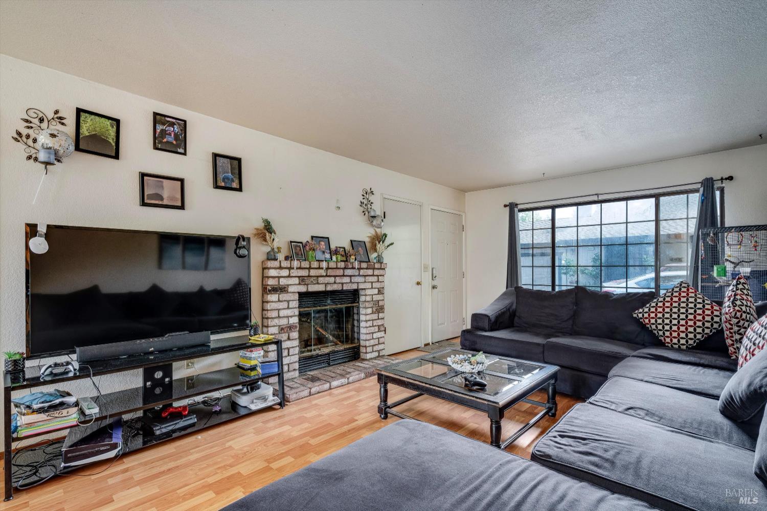 Detail Gallery Image 8 of 31 For 2038 Terry Rd, Santa Rosa,  CA 95403 - – Beds | – Baths