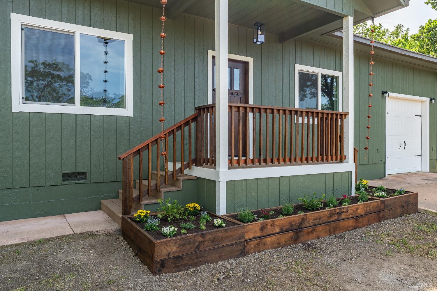 Detail Gallery Image 2 of 25 For 1461 Ponderosa Way, Redwood Valley,  CA 95470 - 3 Beds | 2 Baths