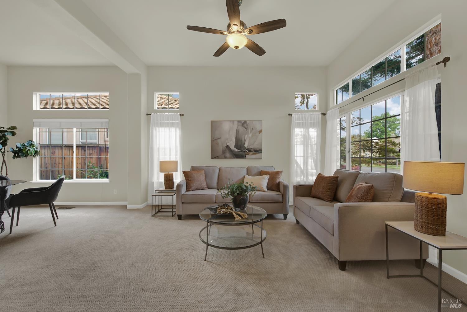 Detail Gallery Image 8 of 71 For 621 Renaissance Ave, Fairfield,  CA 94534 - 3 Beds | 3 Baths