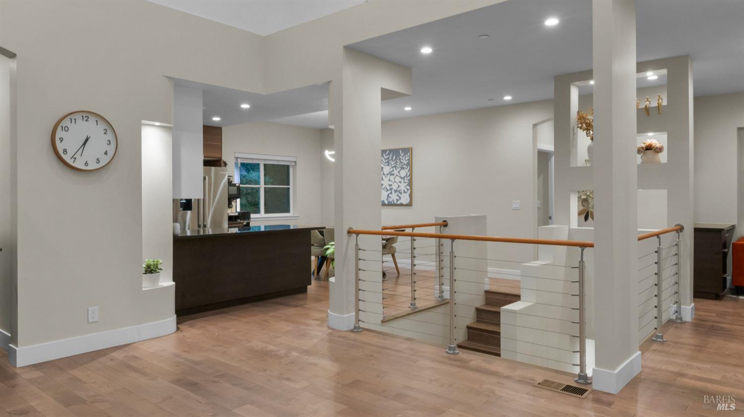 Detail Gallery Image 17 of 74 For 3720 Deauville Pl, Santa Rosa,  CA 95403 - 6 Beds | 4 Baths