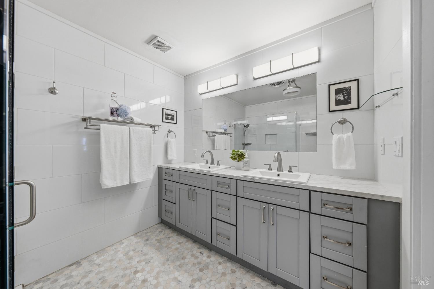 Detail Gallery Image 29 of 52 For 9480 Glenhaven Dr, Glenhaven,  CA 95443 - 2 Beds | 2 Baths