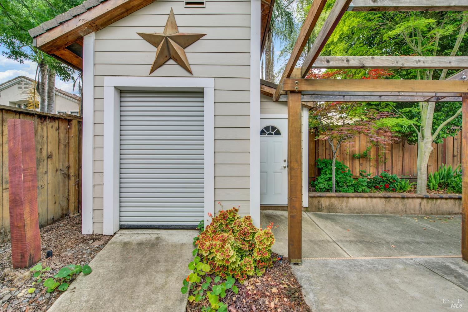 Detail Gallery Image 54 of 71 For 621 Renaissance Ave, Fairfield,  CA 94534 - 3 Beds | 3 Baths