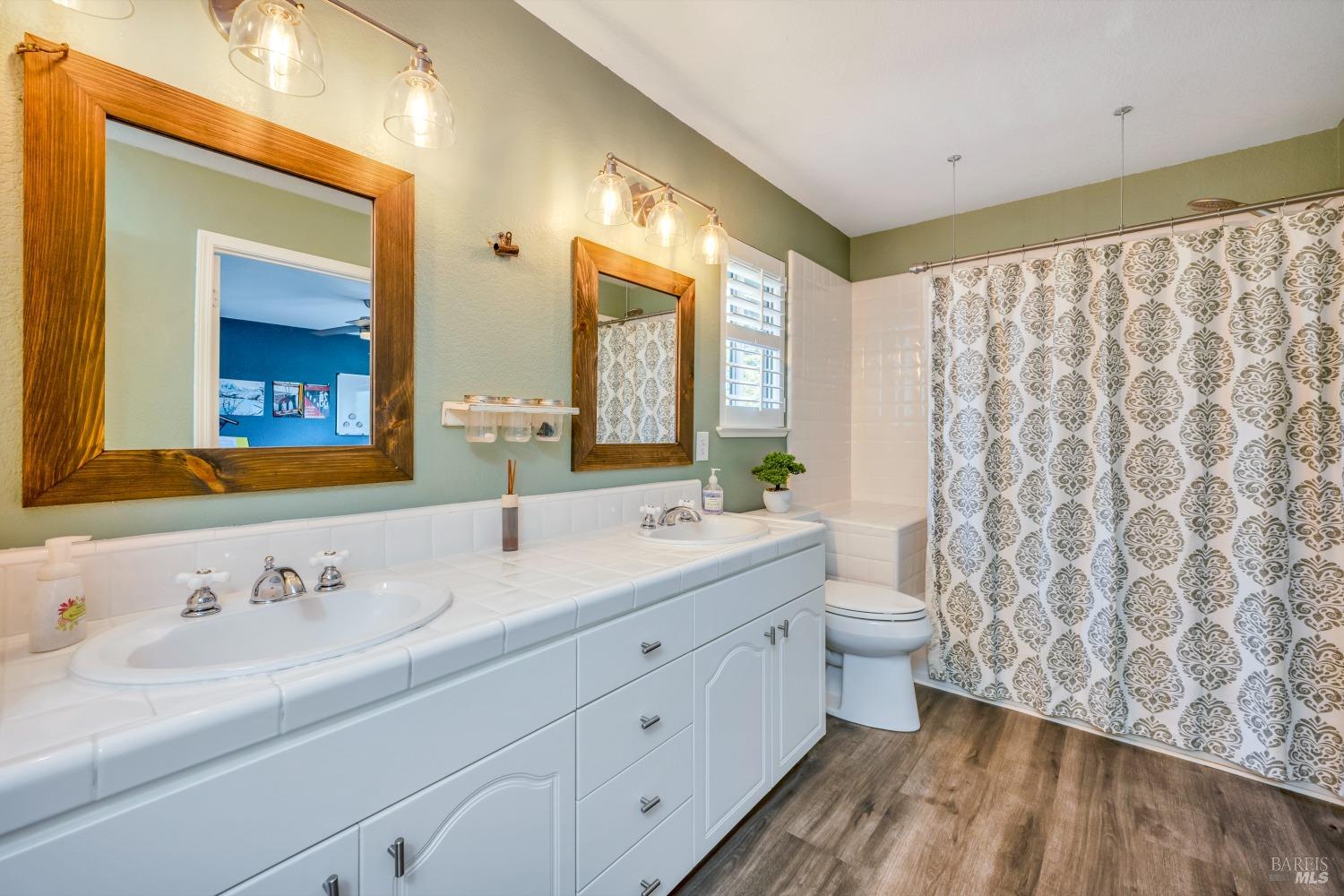 Detail Gallery Image 34 of 52 For 1508 Ronne Dr, Santa Rosa,  CA 95404 - 4 Beds | 3 Baths