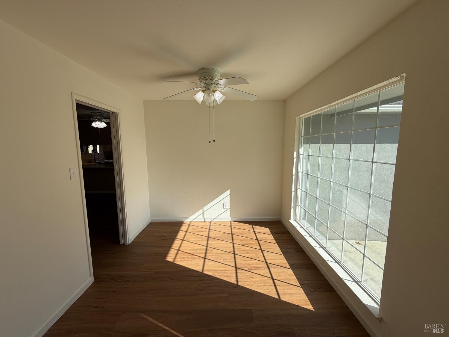 Detail Gallery Image 10 of 53 For 138 Gardiner Way, Rio Vista,  CA 94571 - 5 Beds | 3 Baths