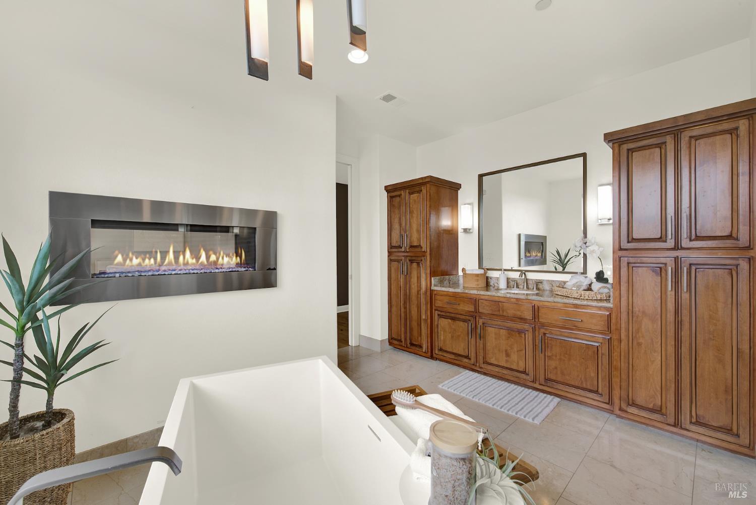 Detail Gallery Image 55 of 95 For 213 Cardwell Ct, Napa,  CA 94559 - 4 Beds | 3/1 Baths