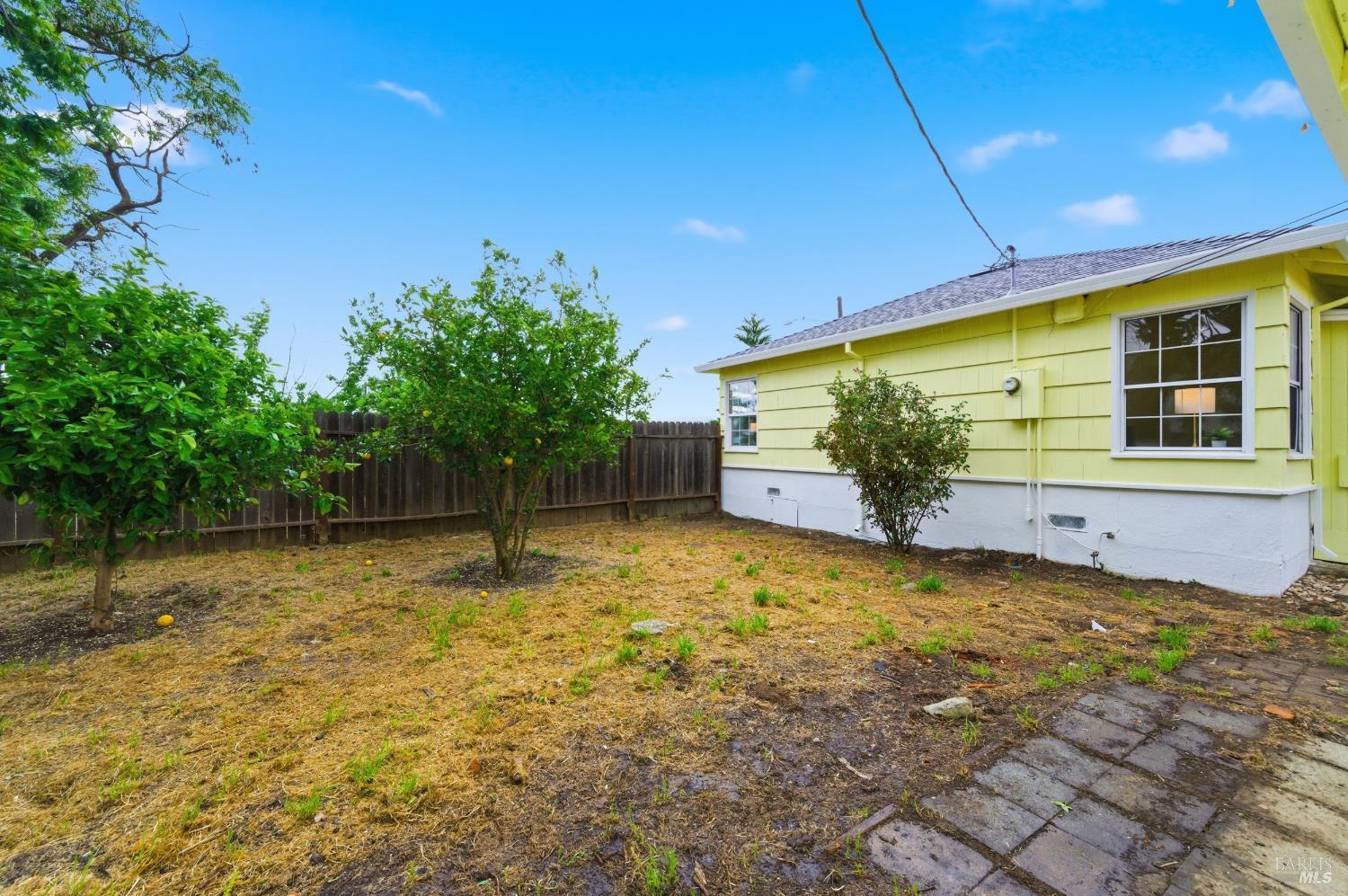 Detail Gallery Image 27 of 41 For 691 Annette Ave, Vallejo,  CA 94591 - 2 Beds | 1 Baths