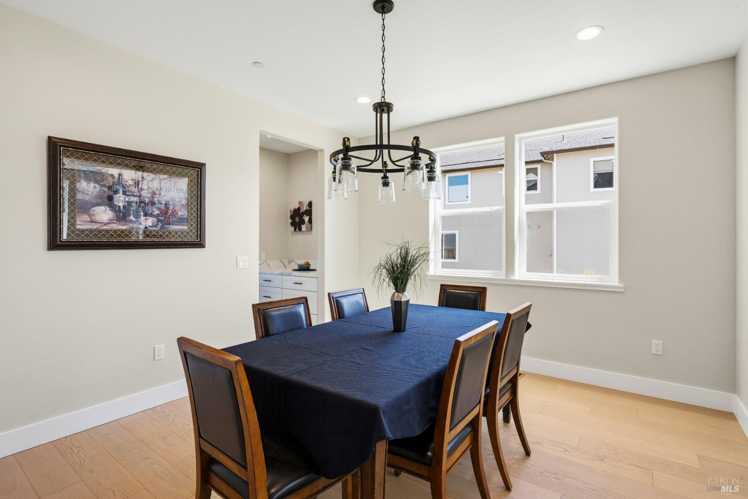 Detail Gallery Image 7 of 57 For 400 Tehuacan Rd, Ukiah,  CA 95482 - 4 Beds | 3 Baths