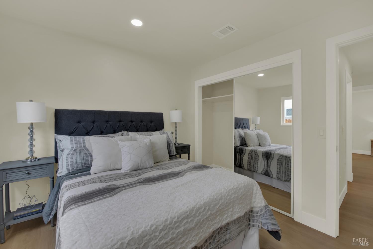 Detail Gallery Image 36 of 64 For 413 Violet Ct, Fairfield,  CA 94533 - 4 Beds | 2 Baths