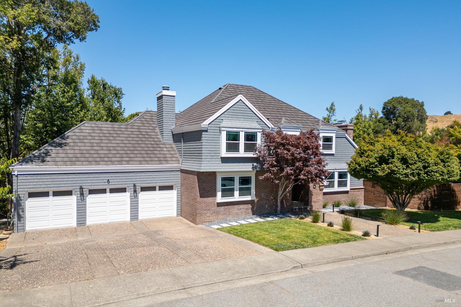 Front Image Thumbnail for BA326027954