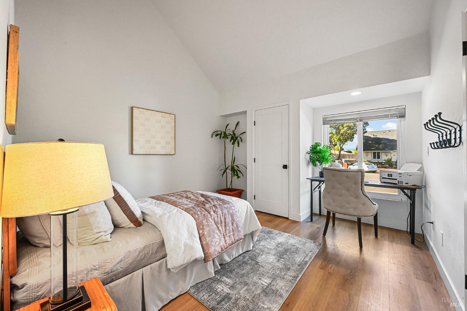 Detail Gallery Image 21 of 45 For 855 Garden Ct, Petaluma,  CA 94954 - 4 Beds | 2 Baths