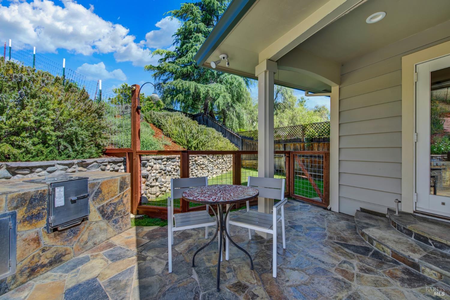 Detail Gallery Image 47 of 59 For 1064 Stonebridge Dr, Napa,  CA 94558 - 3 Beds | 2/1 Baths