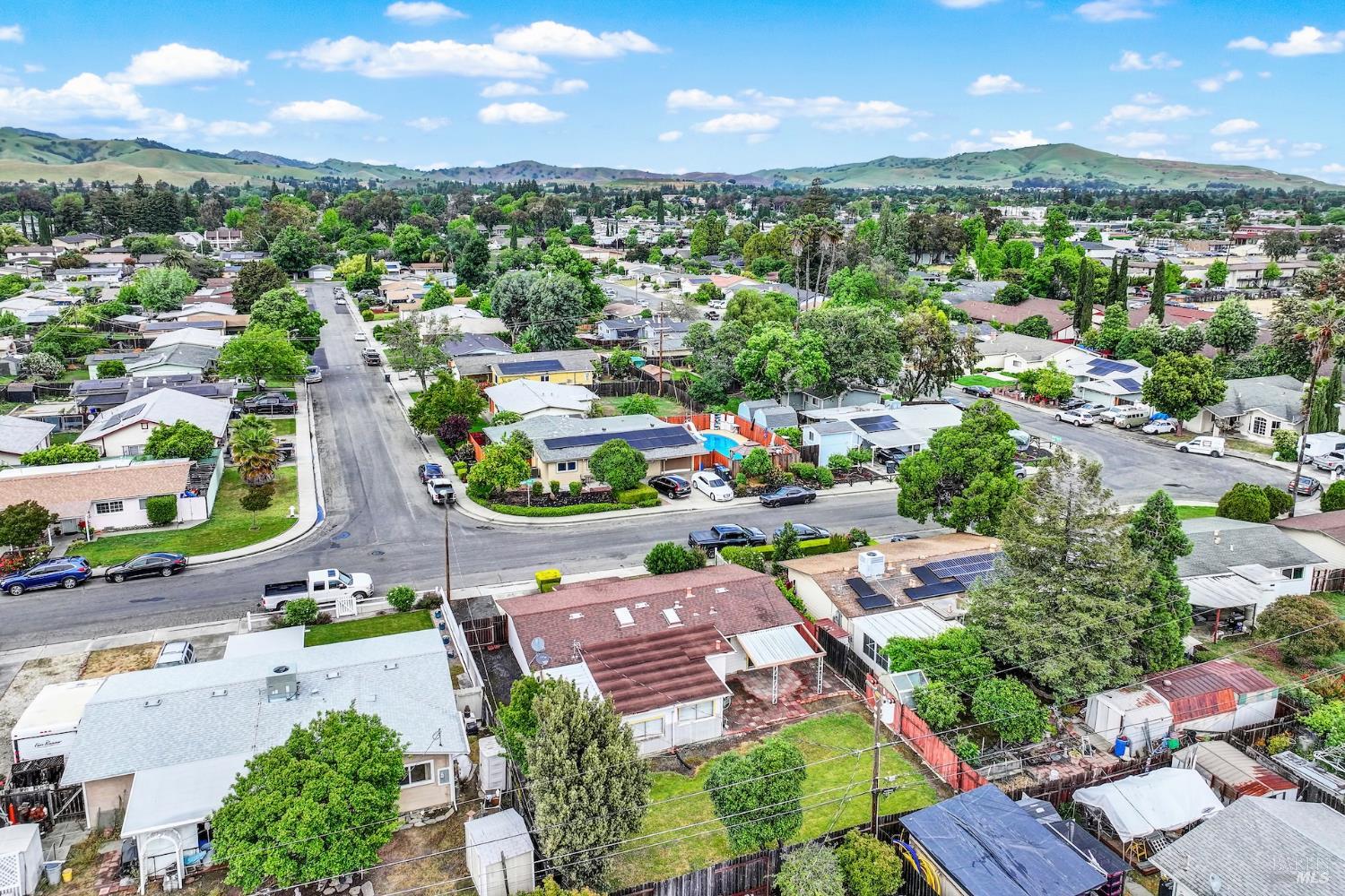 Detail Gallery Image 49 of 69 For 499 Apple Tree Ln, Fairfield,  CA 94533 - 3 Beds | 1 Baths