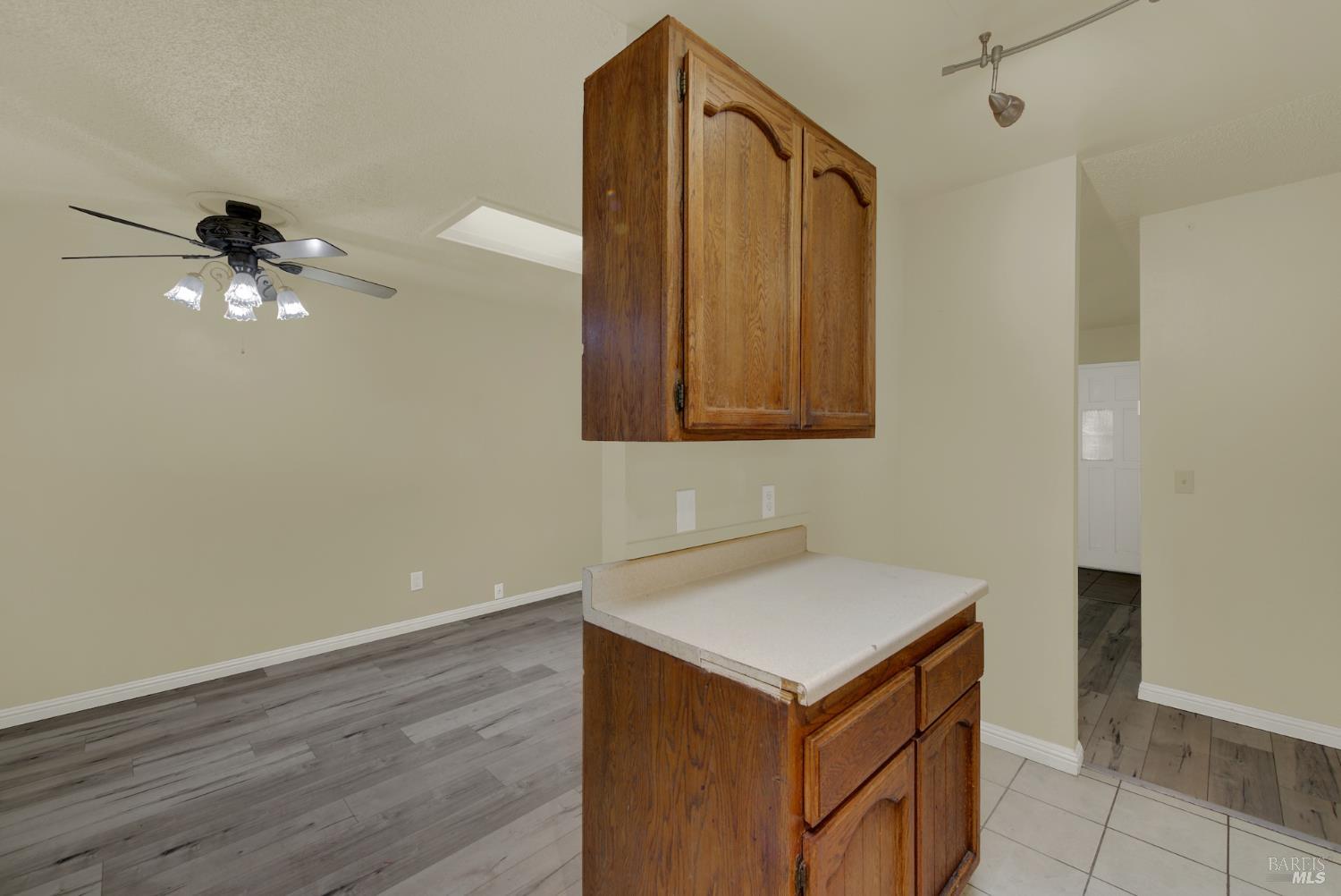 Detail Gallery Image 24 of 69 For 499 Apple Tree Ln, Fairfield,  CA 94533 - 3 Beds | 1 Baths